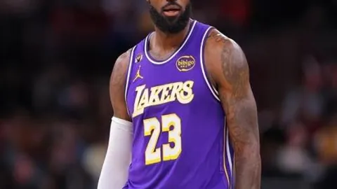 电讯报揭露：曼联国际子公司可能实施裁员，招聘部门或再遭冲击