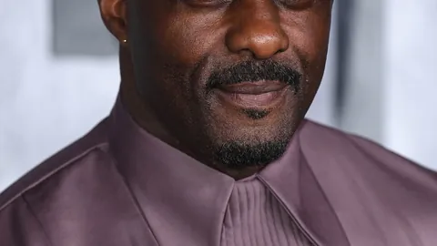 何冰娇获奖荣耀，马林颁奖盛典再启奥赛征程——体育报聚焦三月体育盛事